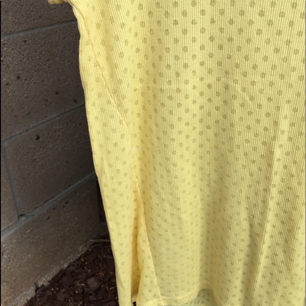 yellow polka dot Roxy tee L - Picture 4 of 6